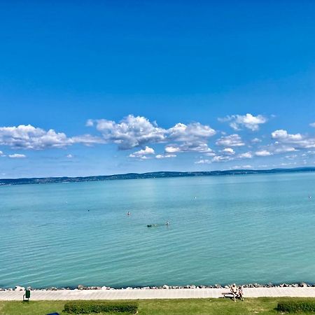 Balaton-Parti Luxus Lakas Apartment Siofok Bagian luar foto